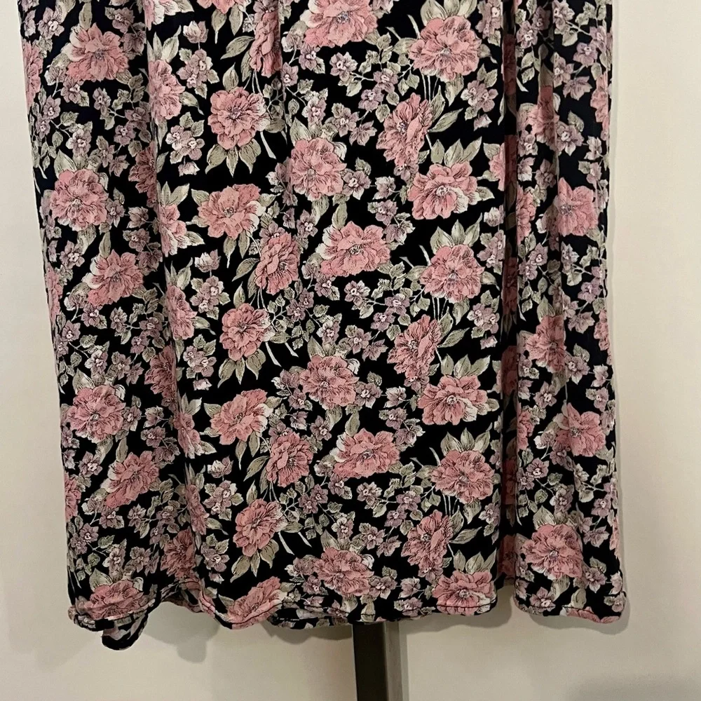 AE American Eagle High-Waisted Black Pink Floral Front Slit Midi Skirt XS
